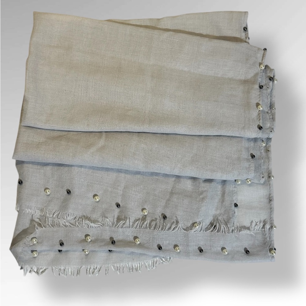 Elegant Gray Scarf with Beaded Accents made in Italy